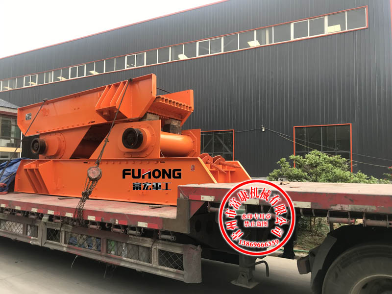 車載移動破碎站廠家發(fā)貨現場